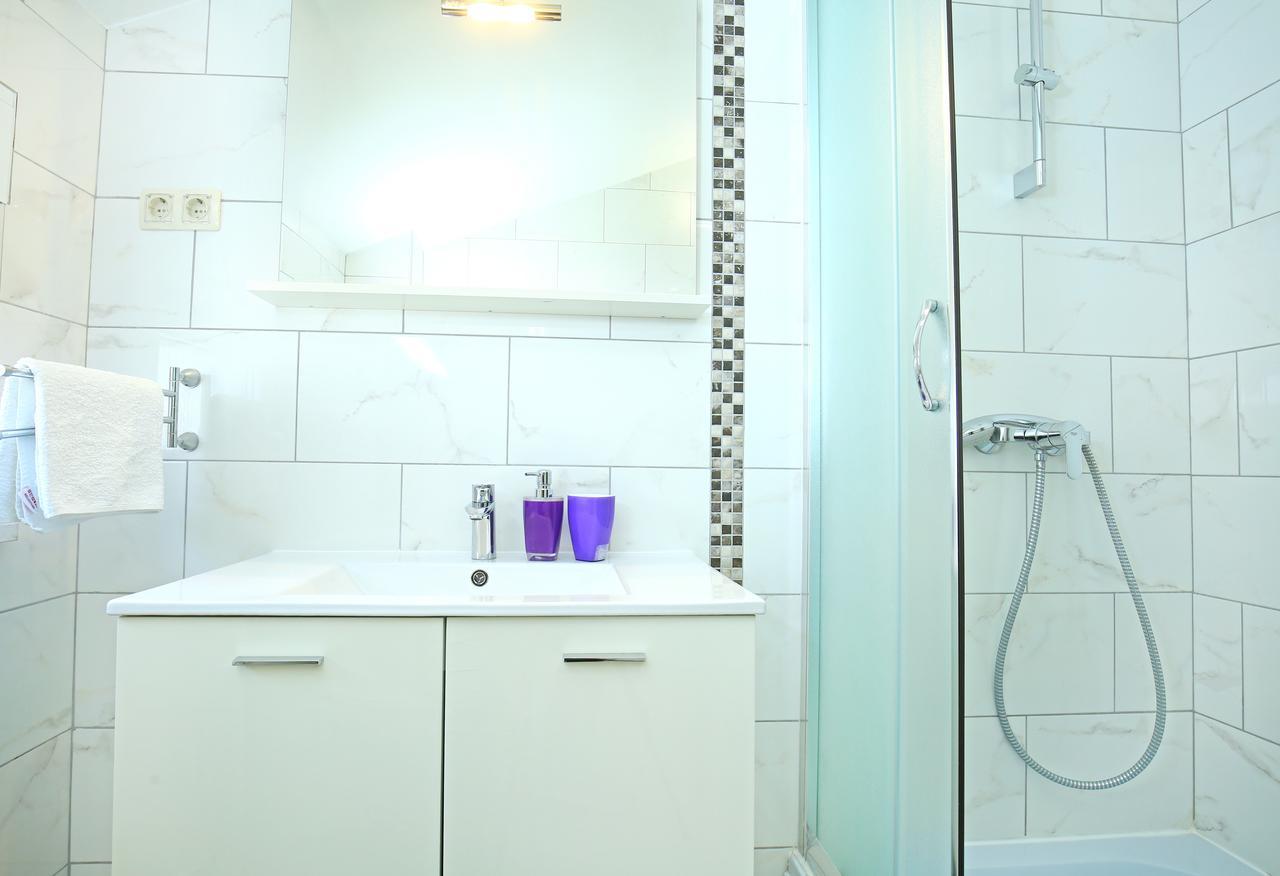 Apartments Nemira Exclusive أوميس المظهر الخارجي الصورة