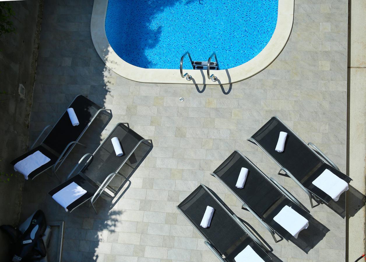 Apartments Nemira Exclusive أوميس المظهر الخارجي الصورة