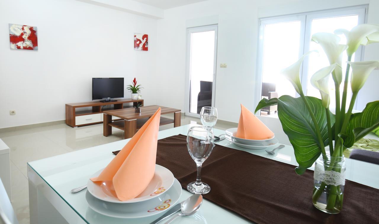 Apartments Nemira Exclusive أوميس المظهر الخارجي الصورة
